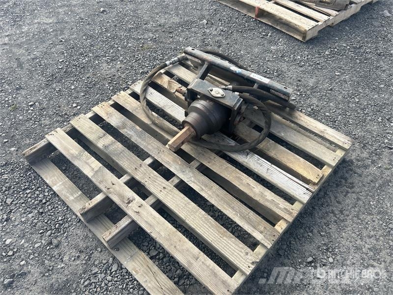 PALADIN X1500 2 in Mini Skid Steer Auger Drills