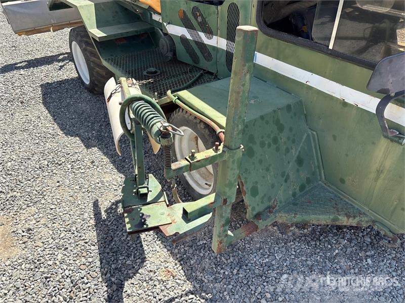 PBM HAV300D38-CP 12 ft 4x2 Self-Propelled Sprayer 自走式噴霧機