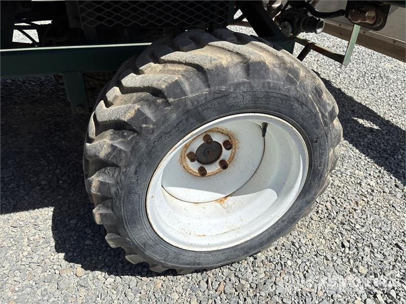 PBM HAV300D38-CP 12 ft 4x2 Self-Propelled Sprayer 自走式噴霧機