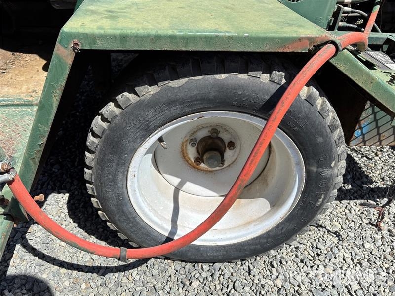 PBM HAV300D38-CP 12 ft 4x2 Self-Propelled Sprayer 自走式噴霧機