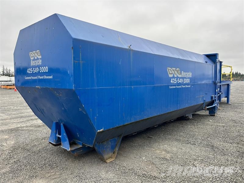 Peerless F46 C45 Trash Compactor Ostale poljoprivredne mašine