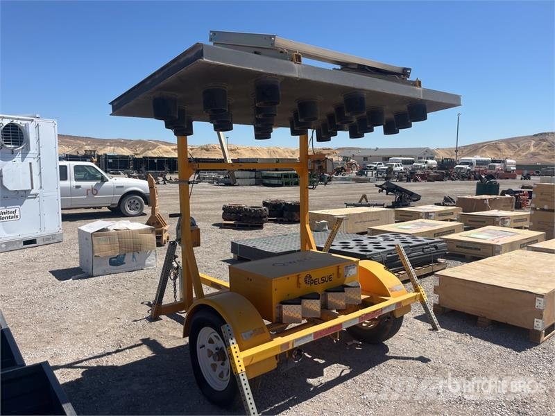 Pelsue P25LSP75 Solar Message Board Others