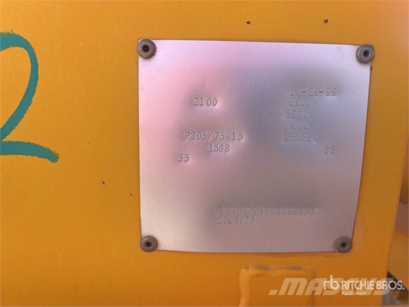 Pelsue P25LSP75 Solar Message Board Others