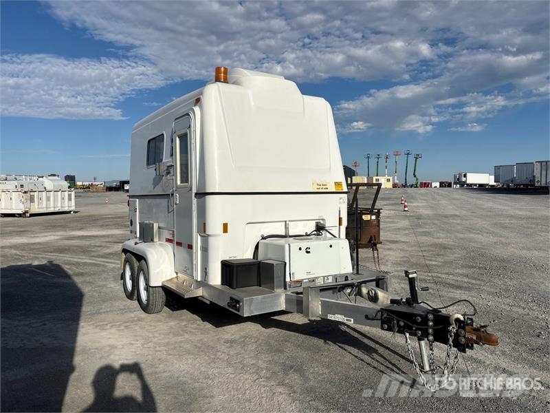  Pelsue XL T/A Fiber Splicing Trailer مقطورات أخرى