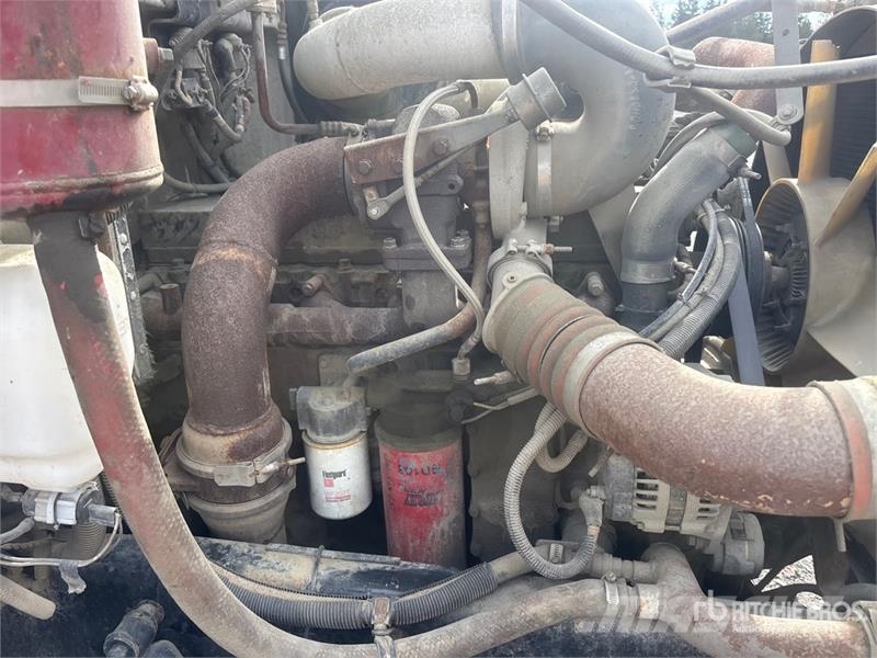 Peterbilt 330 Veepaagiga autod