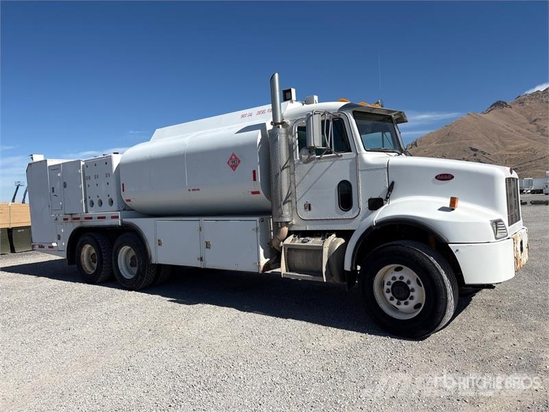 Peterbilt 330 6x4 Fuel and Lube Truck Tovornjaki cisterne