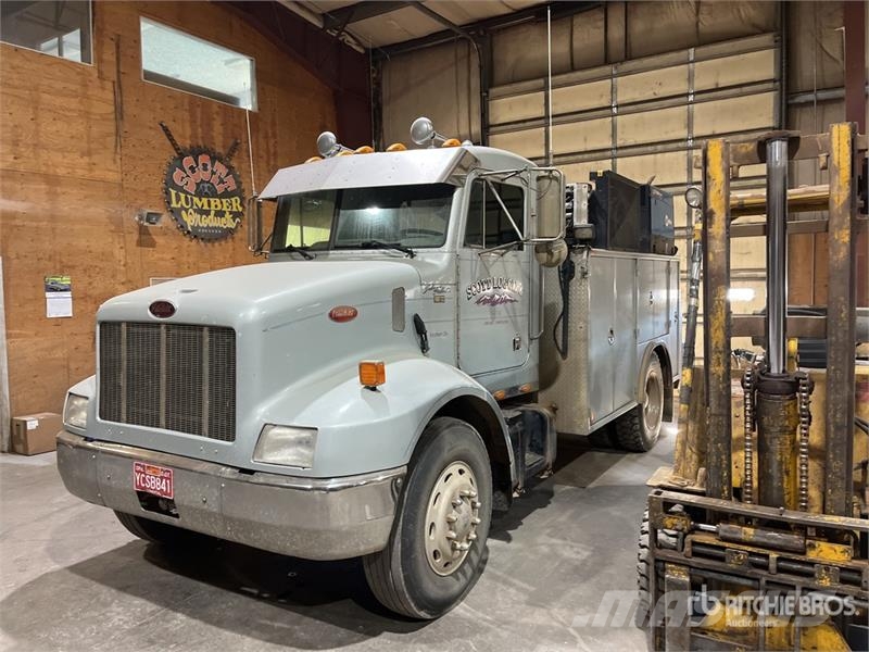 Peterbilt 330 Service Truck Pilsētas atkritumvedēji