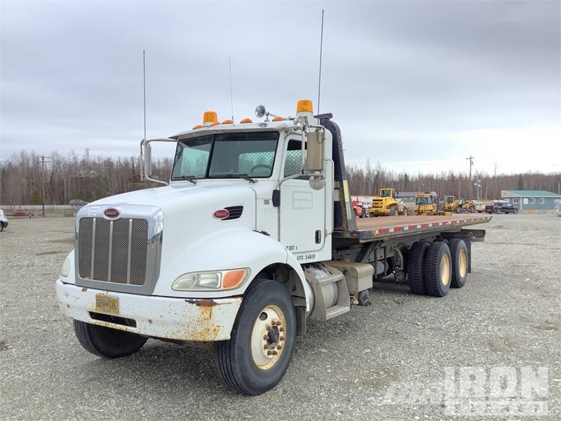Peterbilt 335 Hinausautot