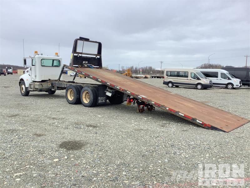 Peterbilt 335 Hinausautot