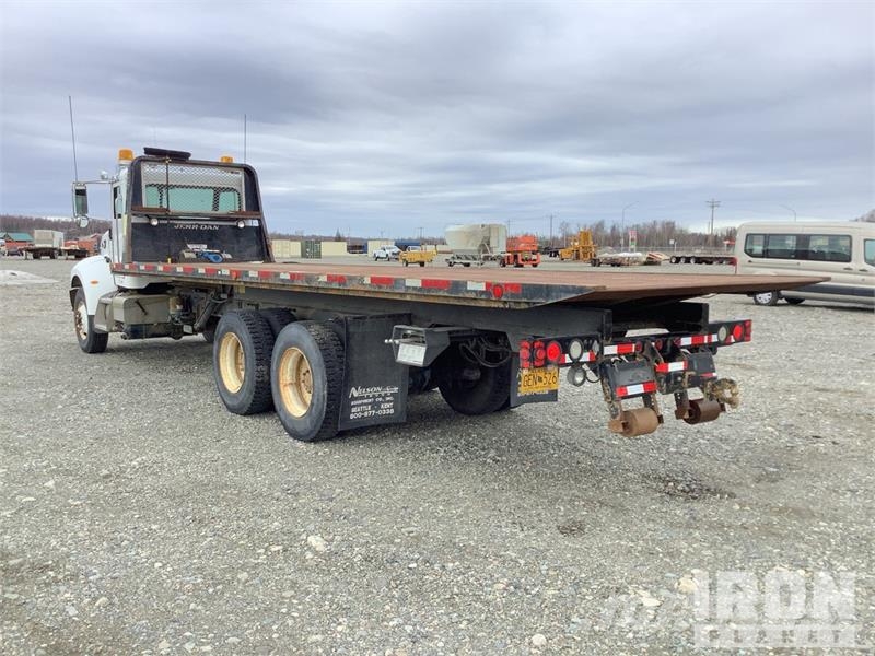 Peterbilt 335 Hinausautot
