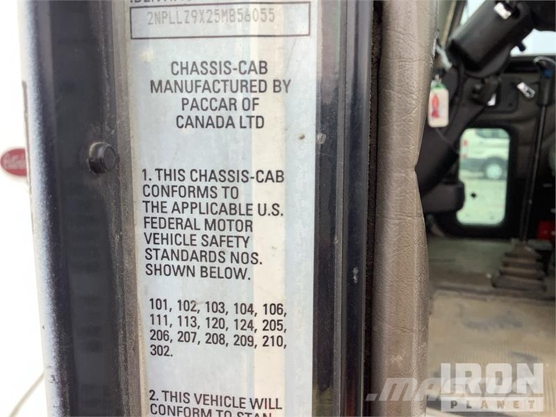 Peterbilt 335 Hinausautot