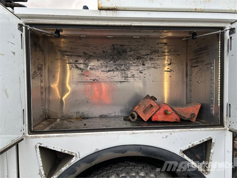Peterbilt 337 Komunální / Multi-užitková vozidla