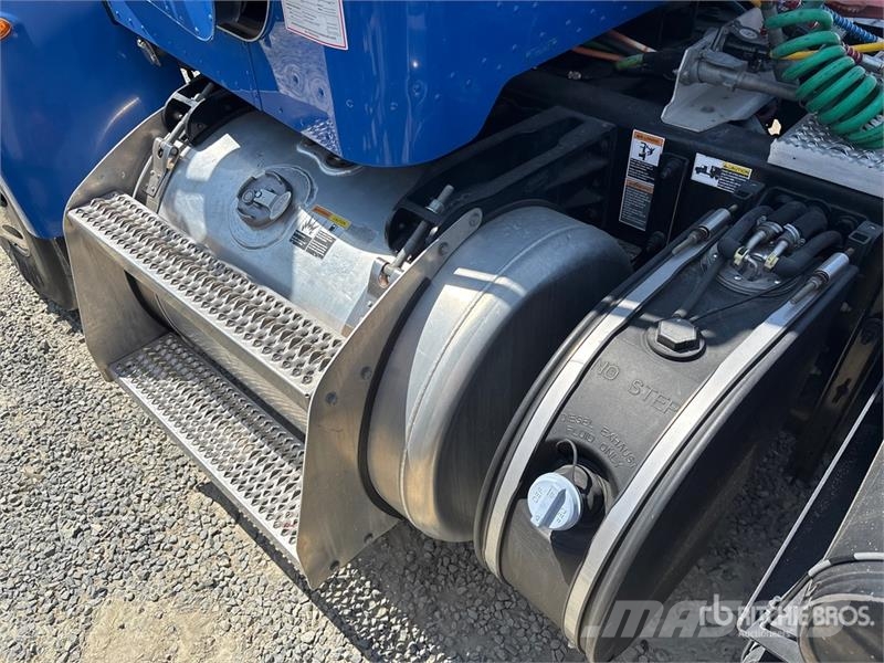 Peterbilt 337 Camiones tractor