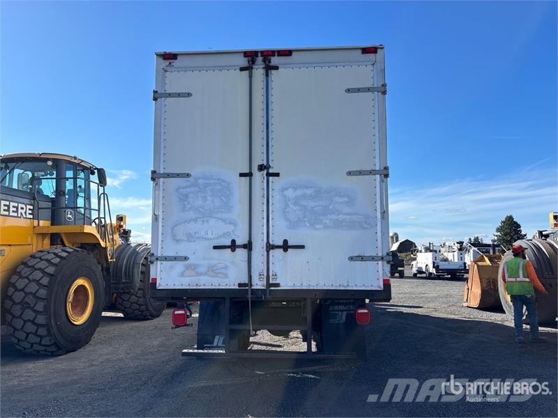 Peterbilt 337 Camion cassonati