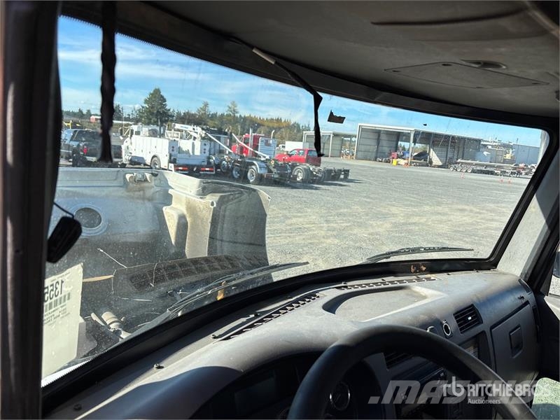 Peterbilt 337 Camion cassonati