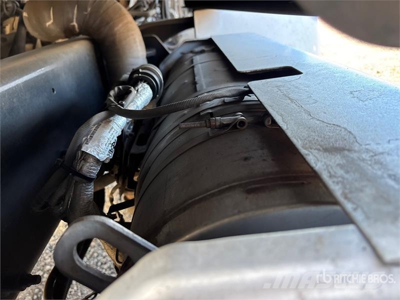 Peterbilt 337 Camion cassonati