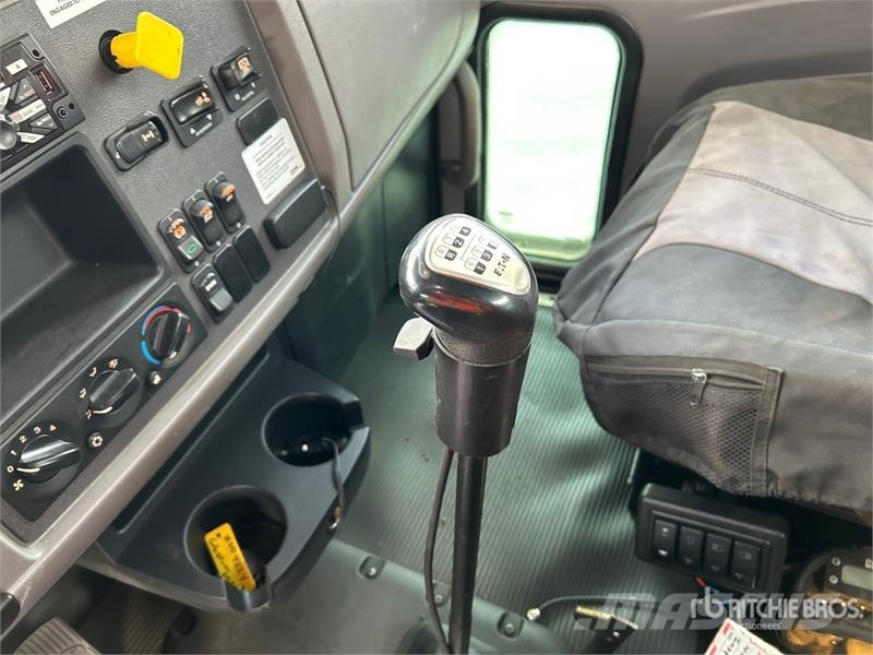 Peterbilt 337 Komunální / Multi-užitková vozidla