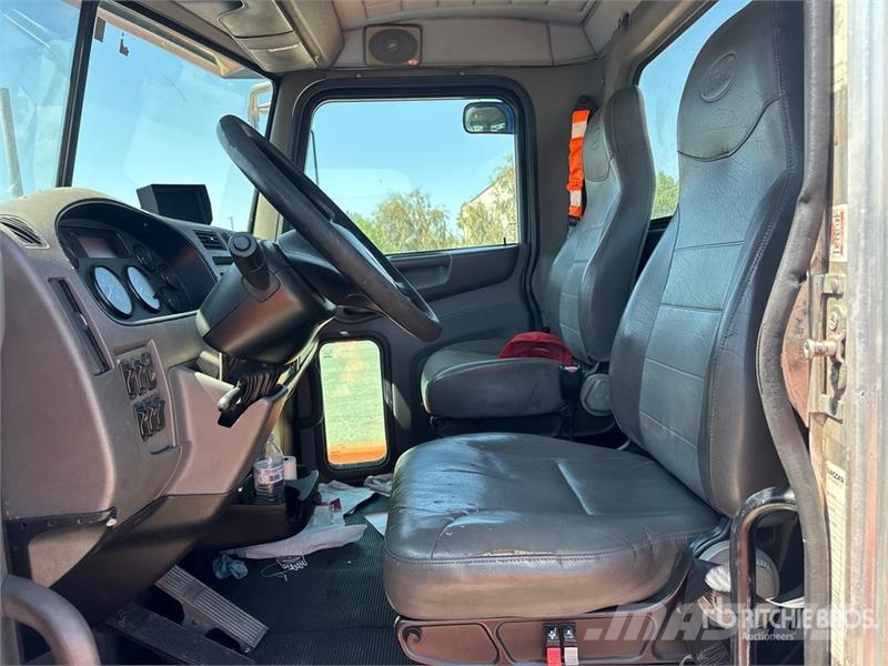 Peterbilt 337 Prime Movers