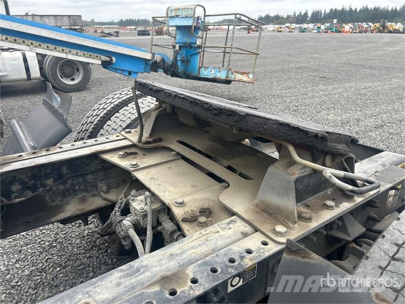 Peterbilt 337 وحدات الجر
