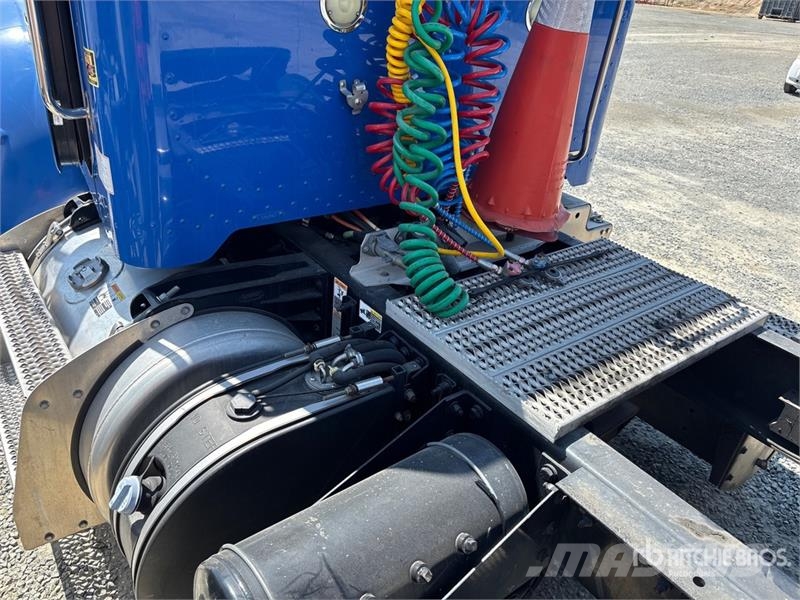 Peterbilt 337 Camiones tractor