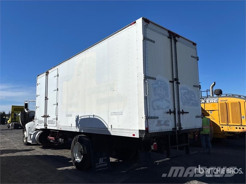 Peterbilt 337 Camion cassonati