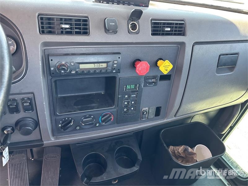 Peterbilt 337 Camiones tractor
