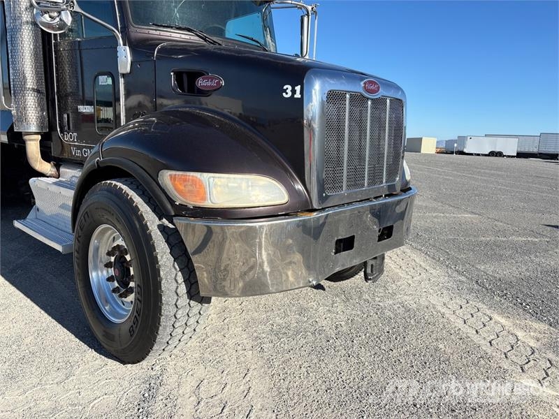 Peterbilt 348 Camiones bañeras basculantes o volquetes