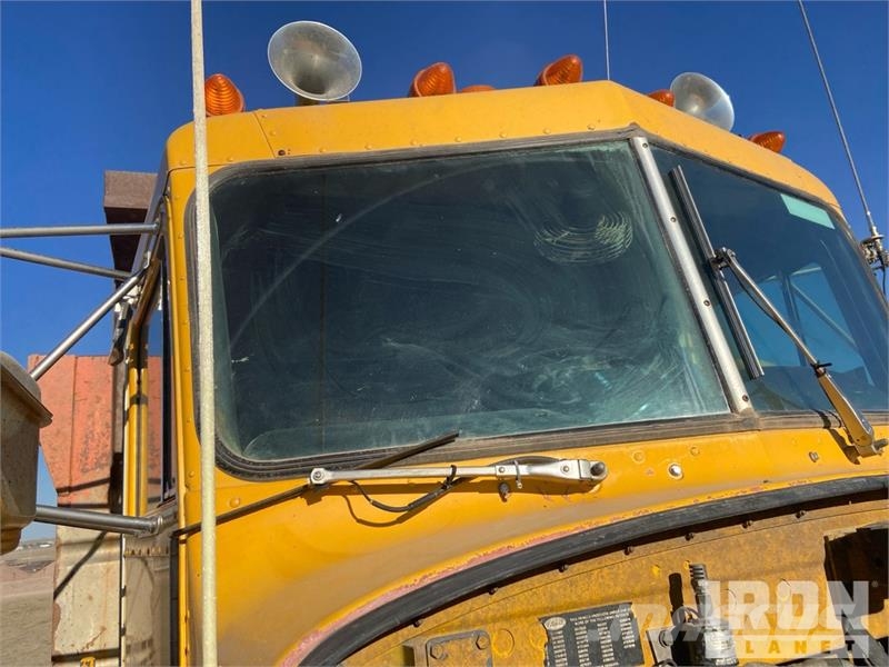 Peterbilt 348 Kiper tovornjaki