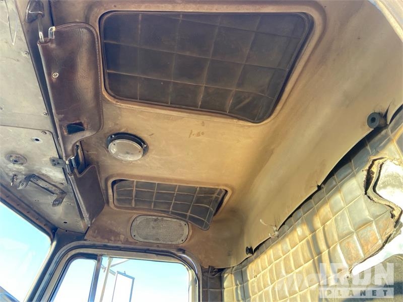 Peterbilt 348 Kiper tovornjaki