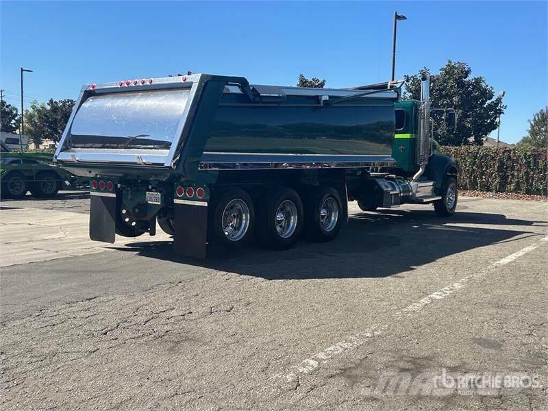 Peterbilt 348 Kiper tovornjaki