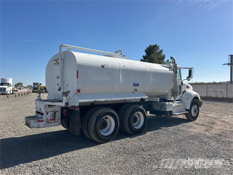 Peterbilt 348 Vesisäiliöautot