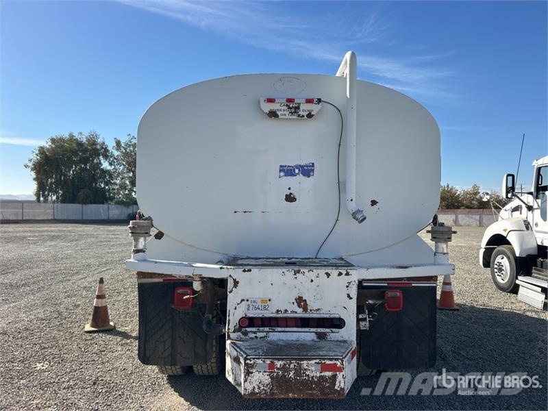 Peterbilt 348 Vesisäiliöautot