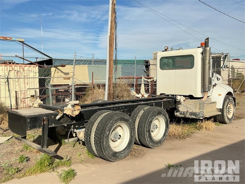 Peterbilt 348 6x4 Cab and Chassis Kabine i unutrašnjost