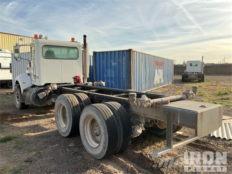 Peterbilt 348 6x4 Cab and Chassis Kabine i unutrašnjost