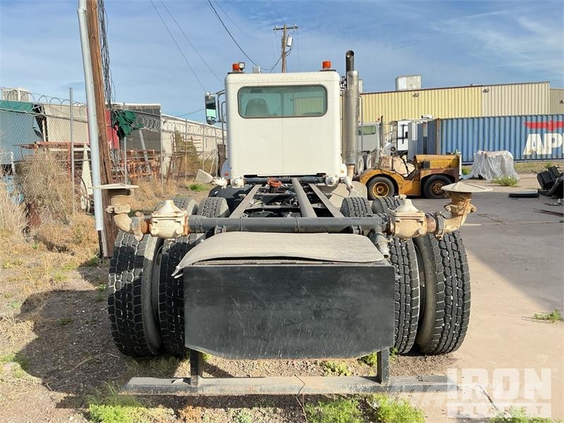 Peterbilt 348 6x4 Cab and Chassis Kabine i unutrašnjost