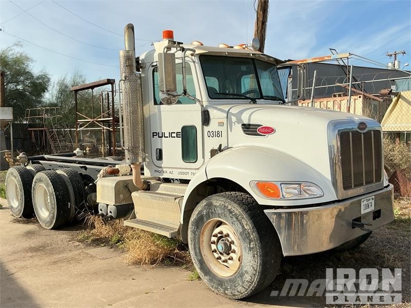 Peterbilt 348 6x4 Cab and Chassis Kabine i unutrašnjost