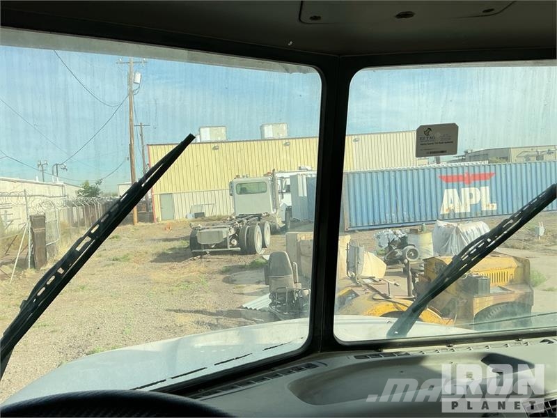 Peterbilt 348 6x4 Cab and Chassis Kabine i unutrašnjost