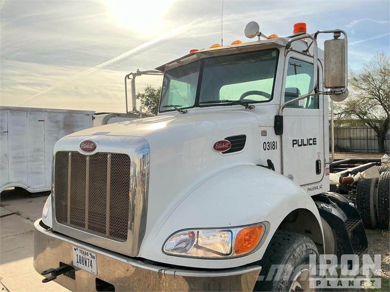Peterbilt 348 6x4 Cab and Chassis Kabine i unutrašnjost