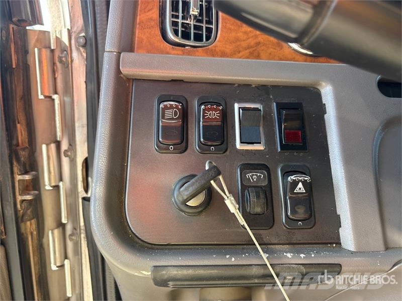 Peterbilt 357 Tartályos teherautók