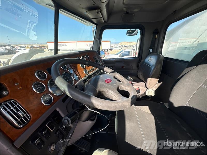 Peterbilt 357 Tartályos teherautók