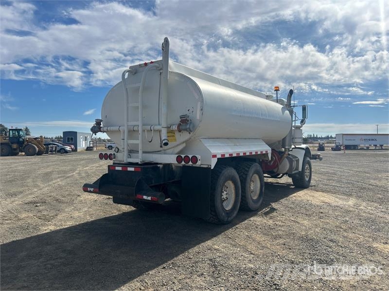 Peterbilt 357 給水車