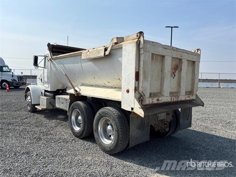 Peterbilt 357 Pašizgāzējs