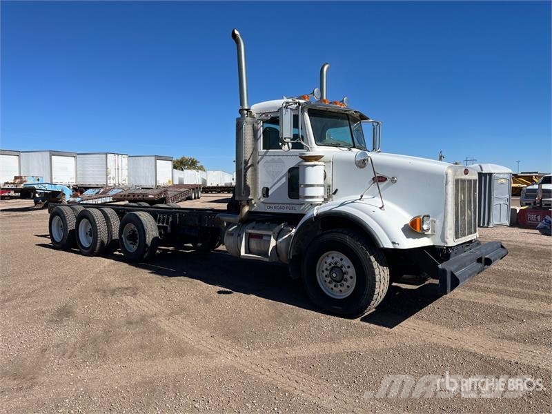 Peterbilt 357 キャビン及び内装