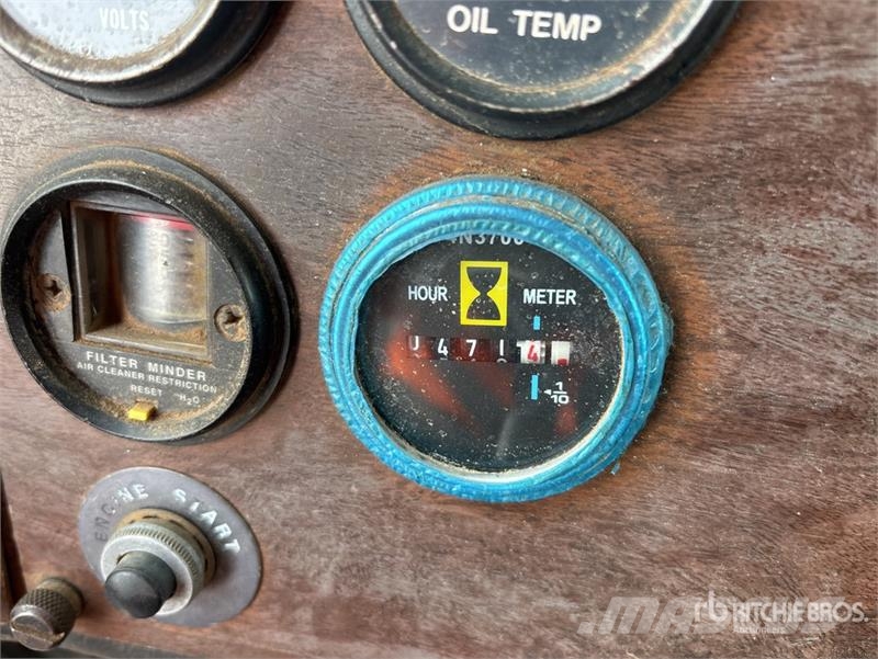 Peterbilt 357 صهاريج مياه