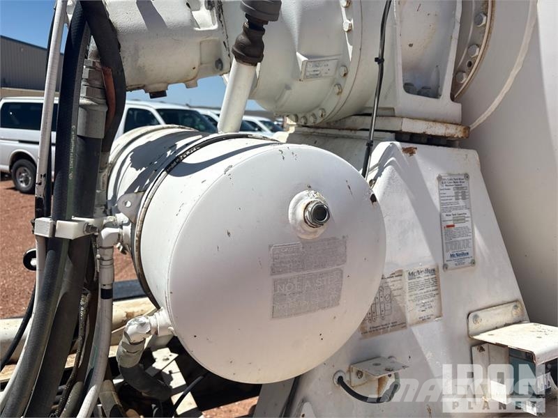 Peterbilt 357 8x4 Mixer Truck Avtomešalci za beton