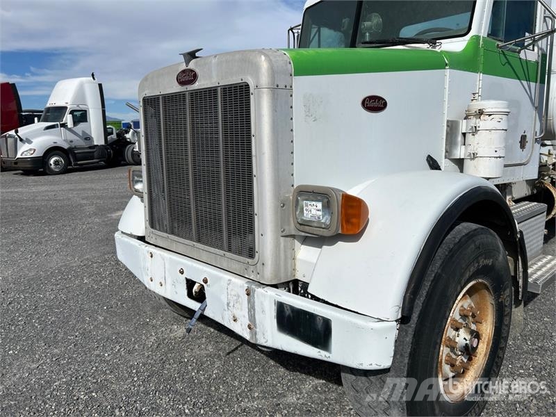 Peterbilt 357 8x4 Mixer Truck Camiones hormigonera