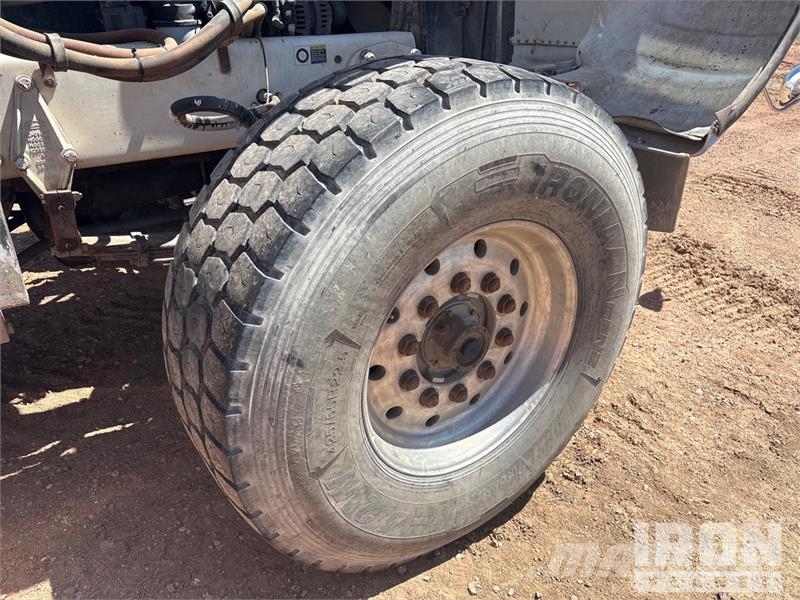 Peterbilt 357 8x4 Mixer Truck Avtomešalci za beton