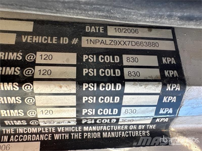 Peterbilt 357 8x4 Mixer Truck Beton-Mischfahrzeuge