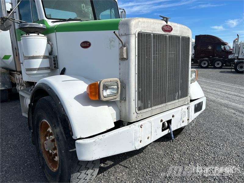 Peterbilt 357 8x4 Mixer Truck Camiones hormigonera
