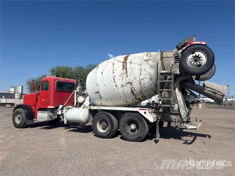 Peterbilt 357 8x4 Mixer Truck Beton-Mischfahrzeuge